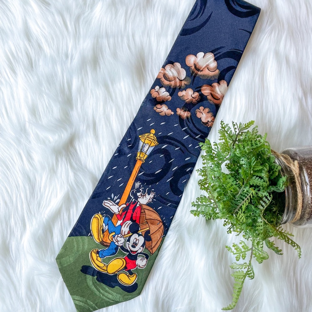 VTG MICKEY MOUSE GOOFY DISNEY SILK RAIN NECKTIE RAINY TIE